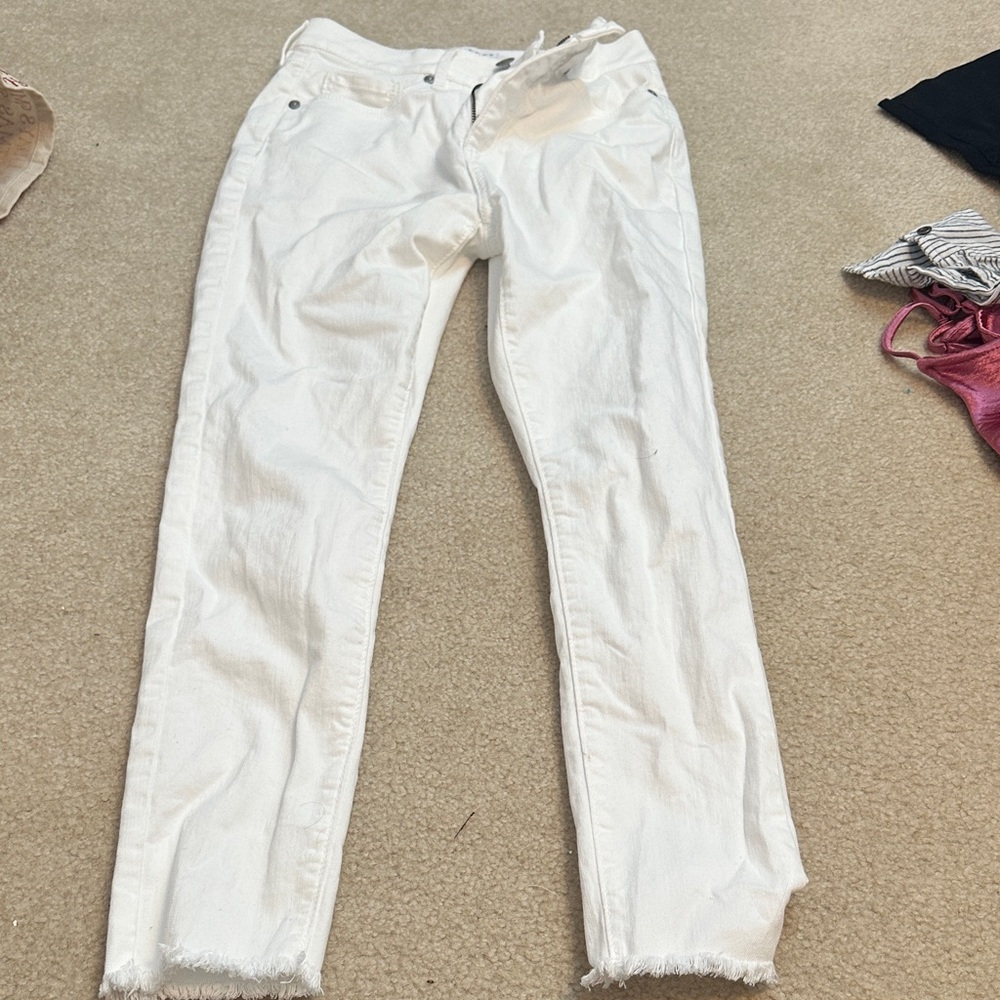 LOFT Women's Cream Skinny Jeans